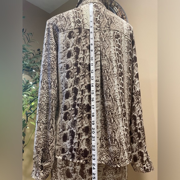 Animal Print 2 Piece set Brown and tan 6-8 - Picture 7 of 16